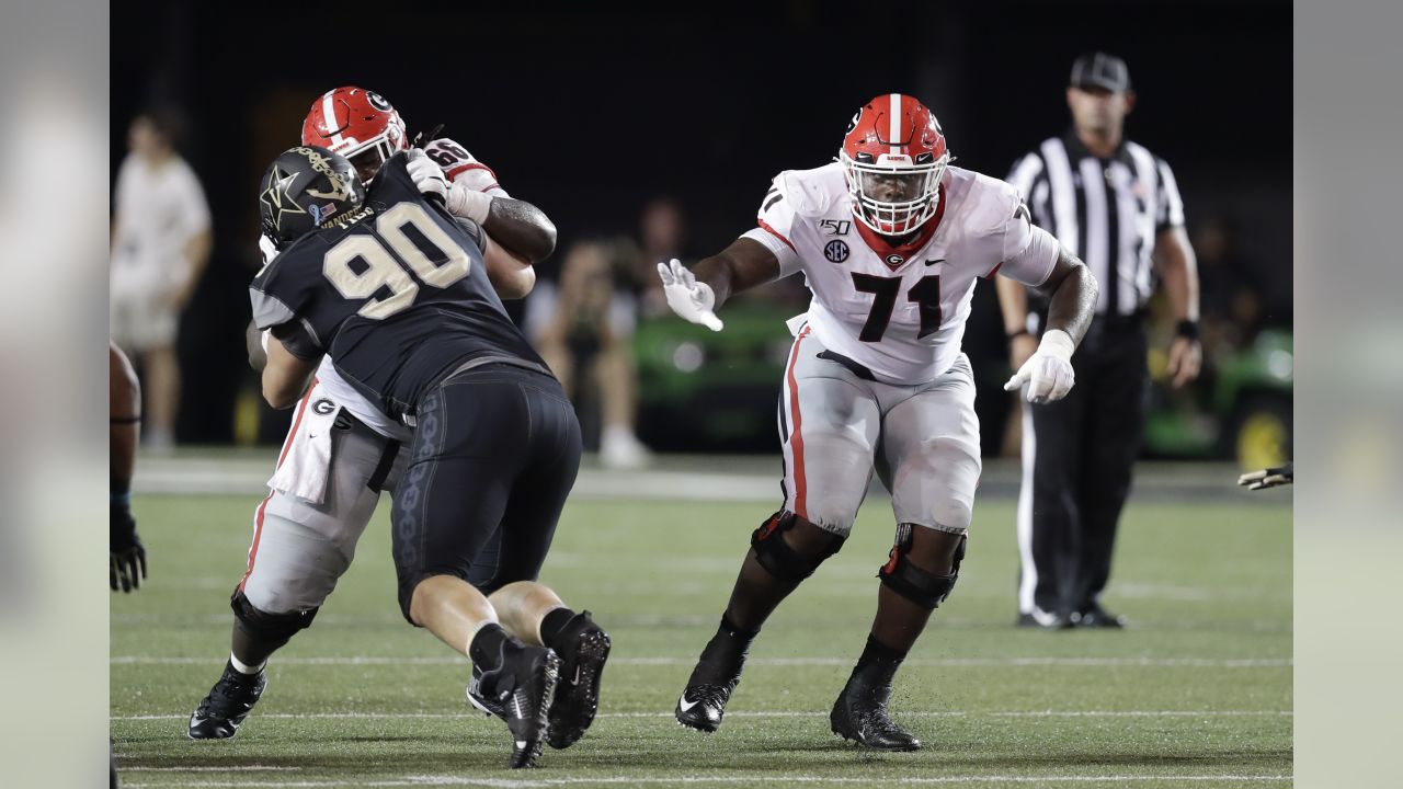 UGA greats Andrew Thomas, Tae Crowder receive Giants jersey numbers