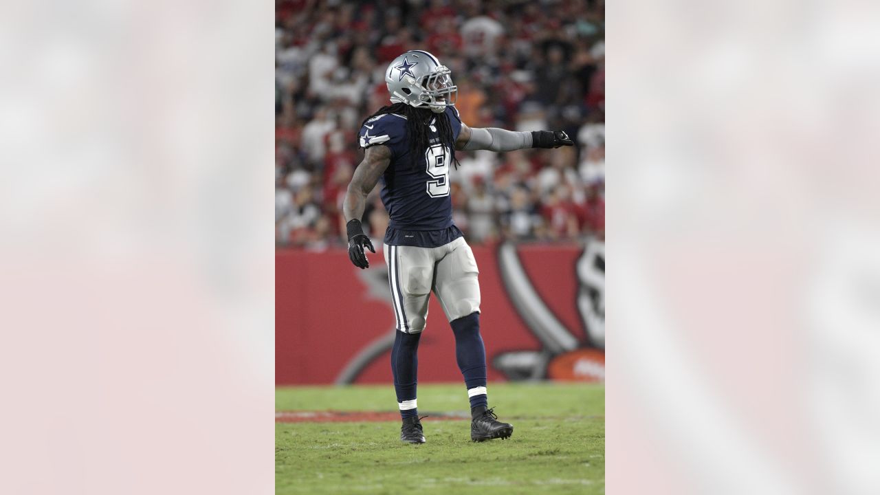 Dallas Cowboys Fans Understand Jaylon Smith Was Wearing the Jersey