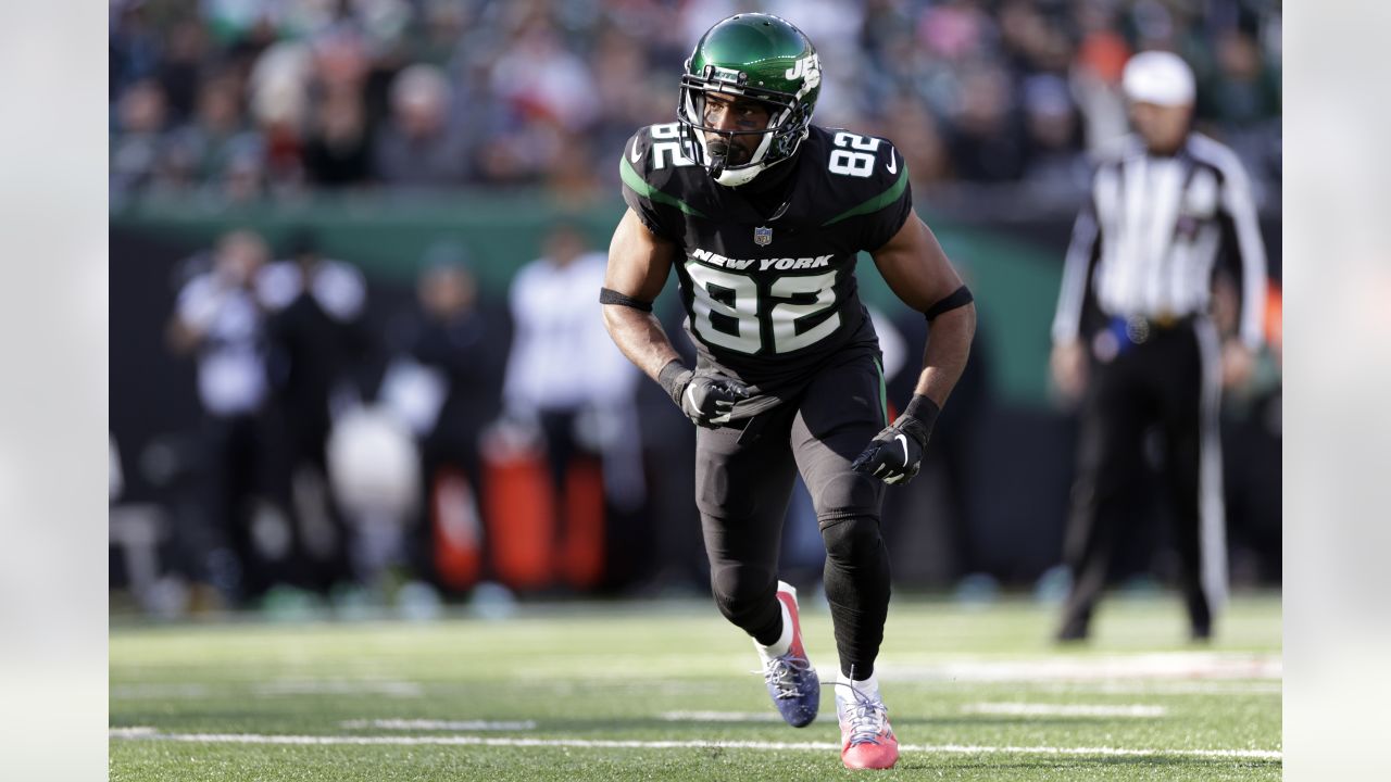 East Rutherford, New Jersey, USA. 28th Aug, 2022. New York Jets wide  receiver BRAXTON BERRIOS (10) runs for a touchdown at MetLife Stadium in  East Rutherford New Jersey New York Jets defeat