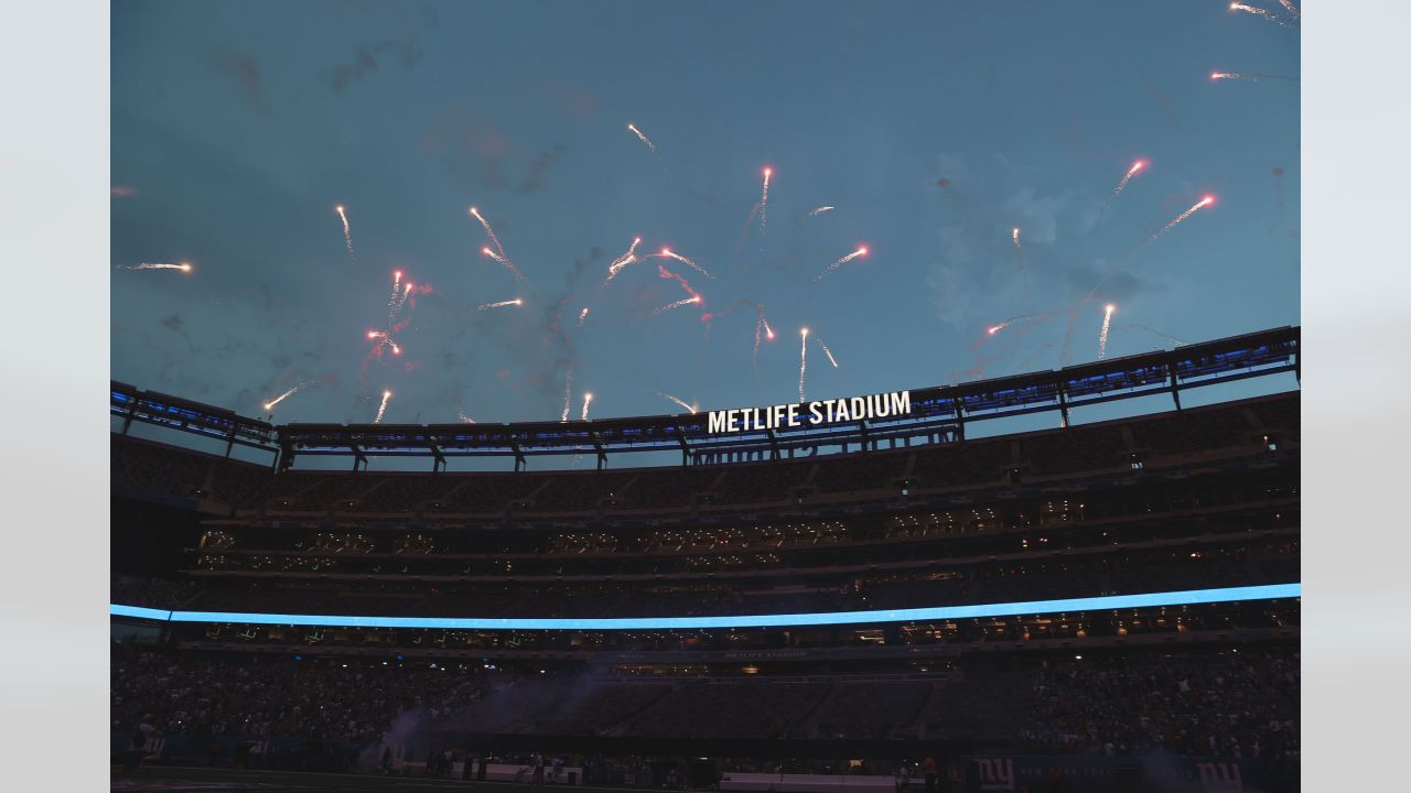 MetLife Stadium on X: Welcome back, @Giants 