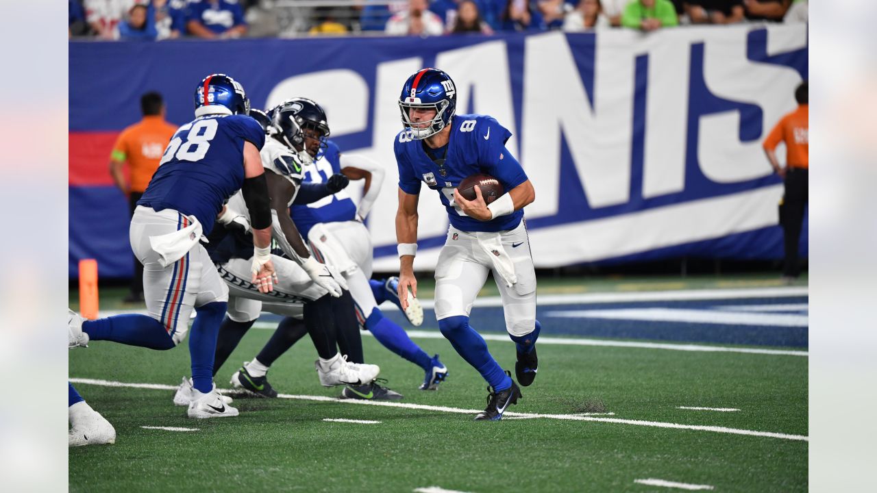 Giant letdown: Seahawks offense sputters in shocking Week 13 home loss to  the New York Giants