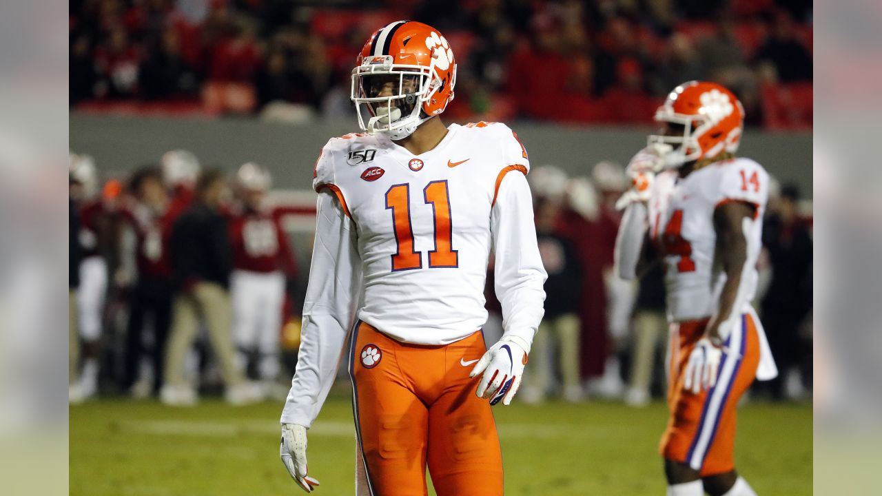 The Draft Network on X: Clemson LB Isaiah Simmons has pieced together a  solid season so far, and @JReidNFL pegged him to the New York Giants in his  2020 Mock NFL Draft