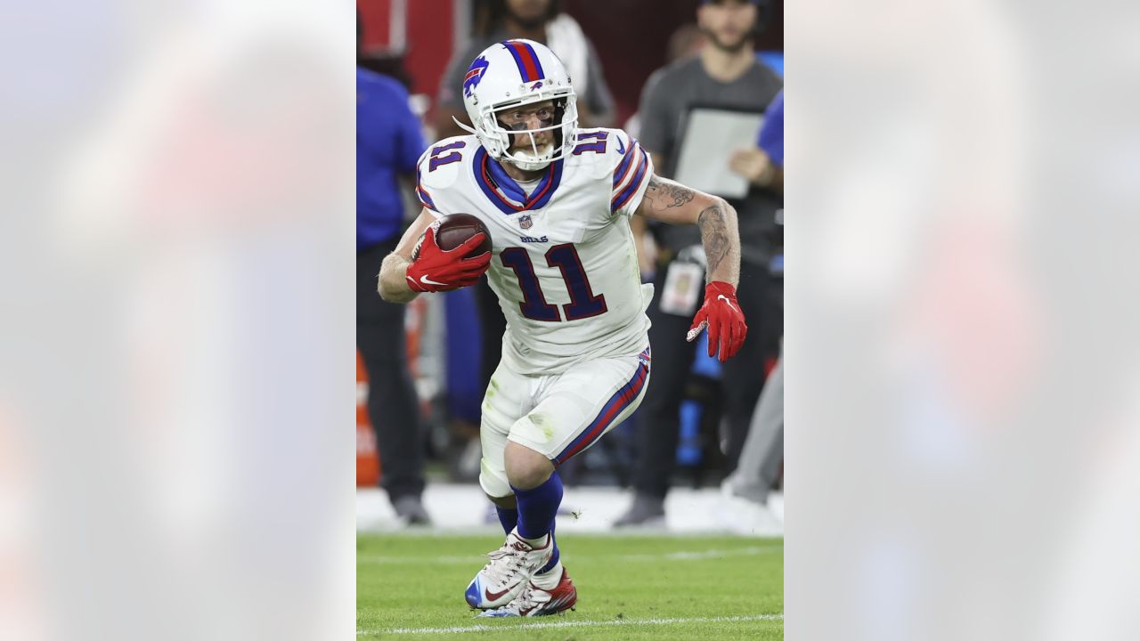 Cole Beasley returns to Bills after Buccaneers retirement