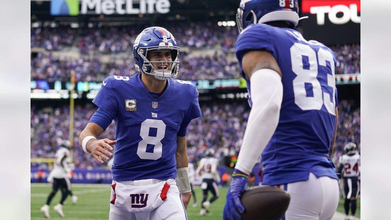 NFL Week 10: N.Y. Giants defeat Houston Texans, 24-16 