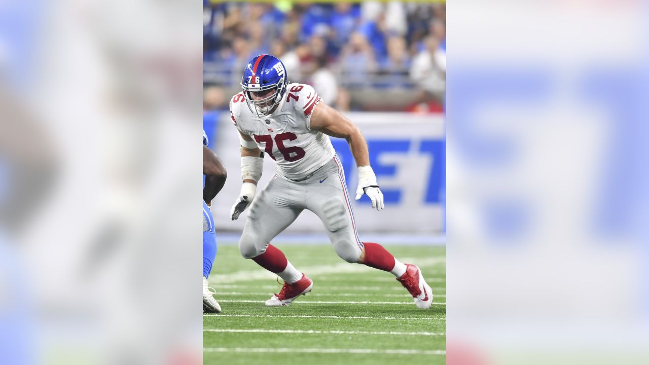 Nate Solder leaves Giants-Jets with concussion, replaced by Eric