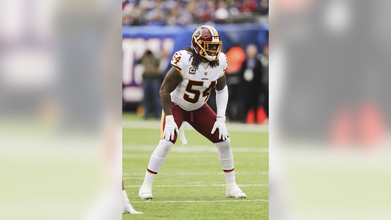 East Rutherford, New Jersey, USA. 28th Oct, 2018. Washington Redskins  cornerback Josh Norman (24) during warm up prior to NFL game between the  Washington Redskins and the New York Giants at MetLife