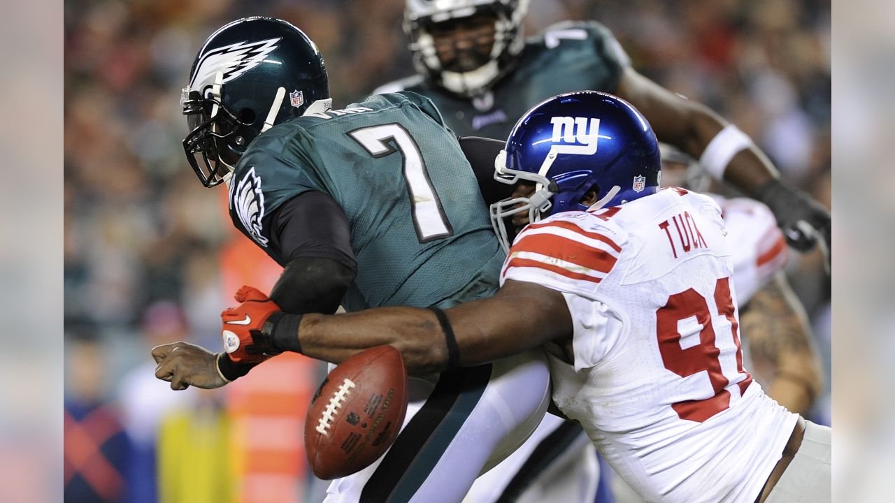 Michael Vick Wants Plaxico Burress on the Eagles - TV - Vulture