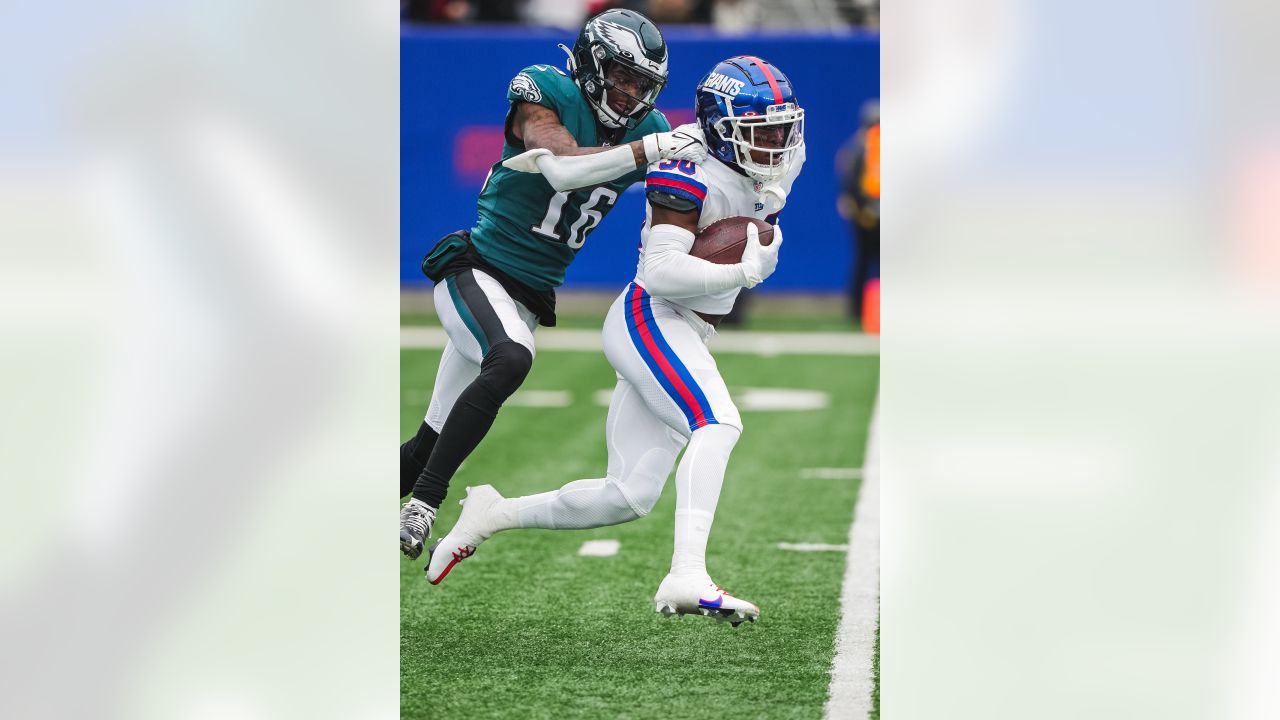 Giants force 4 turnovers in 13-7 victory over Eagles