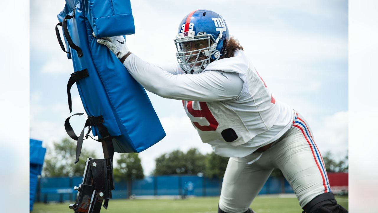 Giants place franchise tag on Leonard Williams