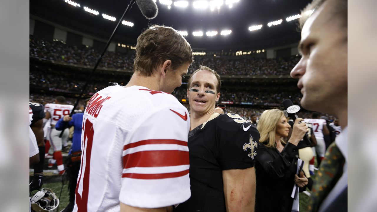 Drew Brees replaces Archie Manning as quarterback on New Orleans