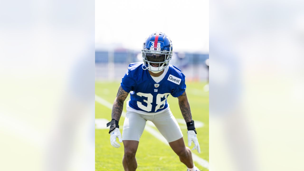 Daniel Jones's Excitement About Giants TE Darren Waller Continues to Grow -  Sports Illustrated