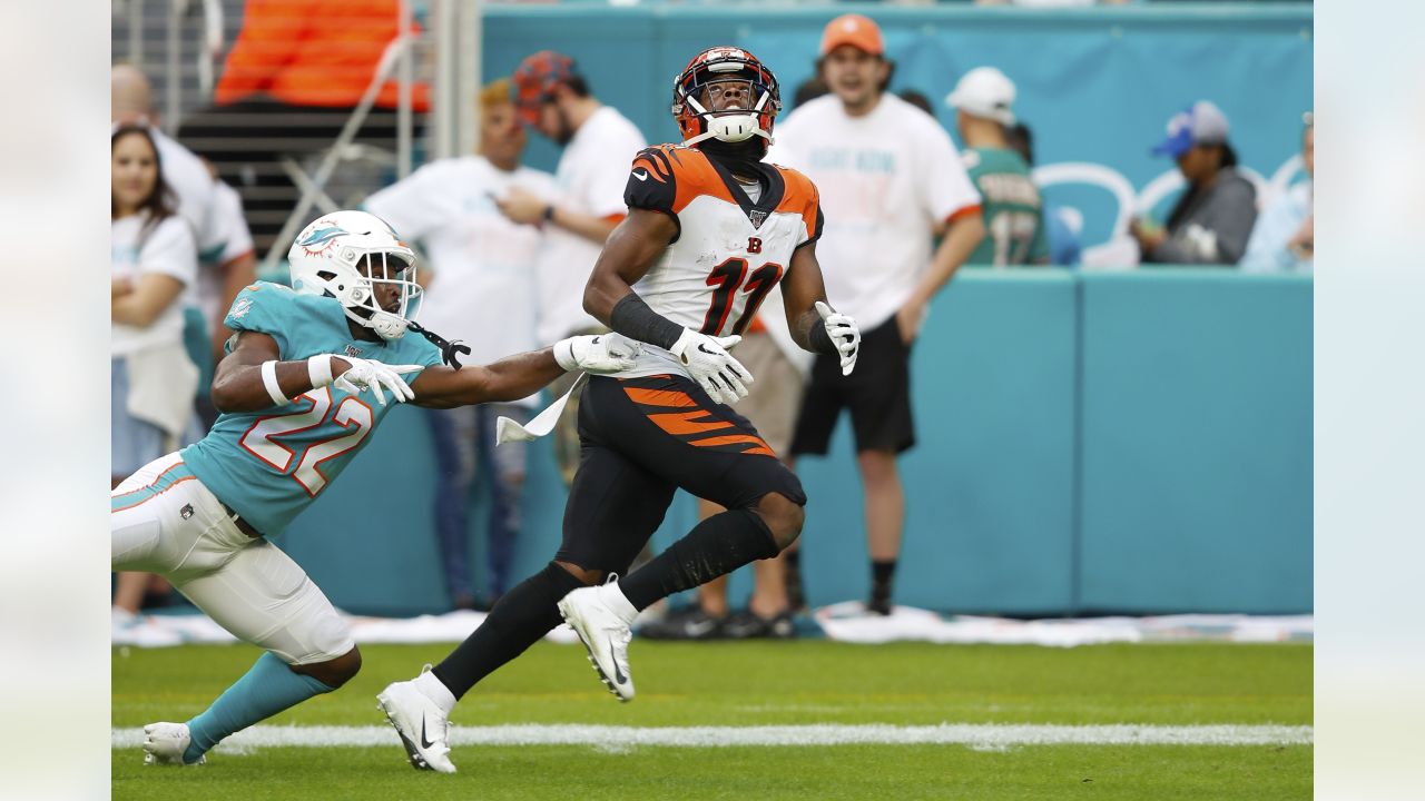 Former Cincinnati Bengals and New York Giants Wide Receiver John Ross  Expected to Meet With Teams This Week - Sports Illustrated Cincinnati  Bengals News, Analysis and More