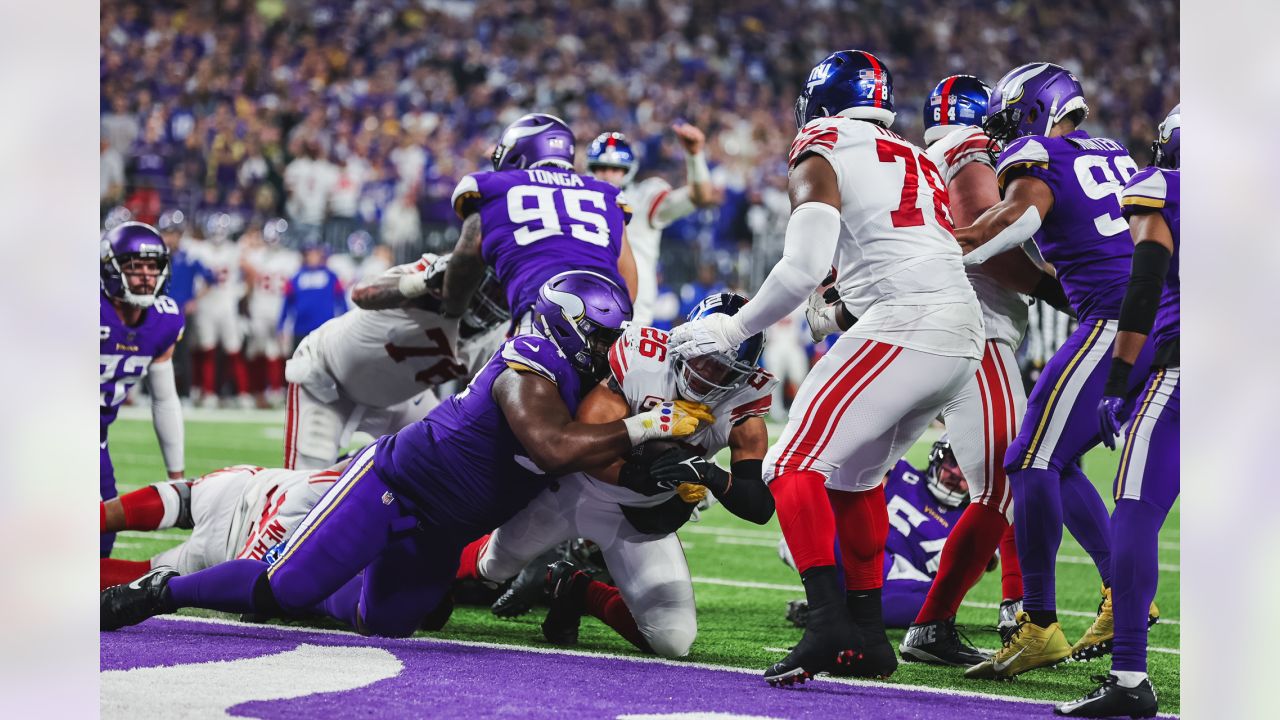 After stellar performance vs. Vikings, Giants' offensive line has hands  full against Eagles in Divisional Round – Trentonian