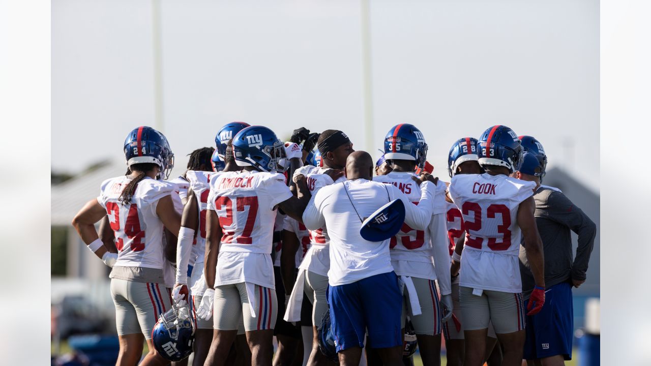 Giants' Jashaun Corbin, Dane Belton, Alex Cook impress in camp