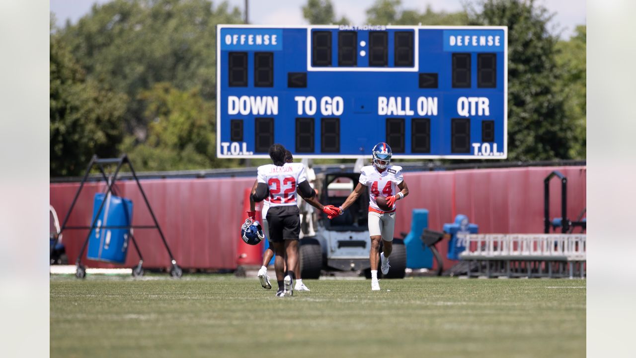 Adoree' Jackson pays it forward with Deonte Banks, Tre Hawkins III