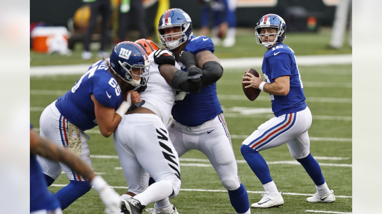 New York Giants 19-17 Win vs Bengals Helped By Two Veterans Once at a  Crossroad - Sports Illustrated New York Giants News, Analysis and More