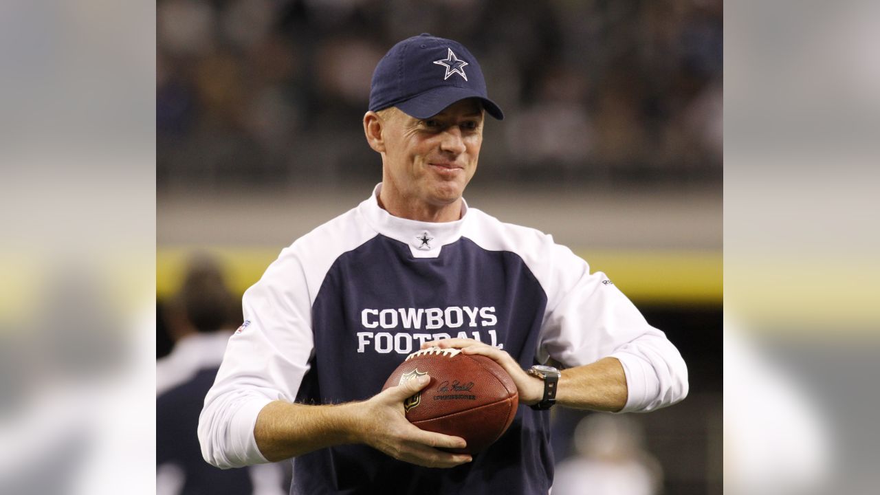 02 November 2008 - Offensive coordinator Jason Garrett and Brad Johnson  (14) of the Dallas Cowboys during the New York Giants 35-14 win over the  Cowboys at Giants Stadium in Newark, New