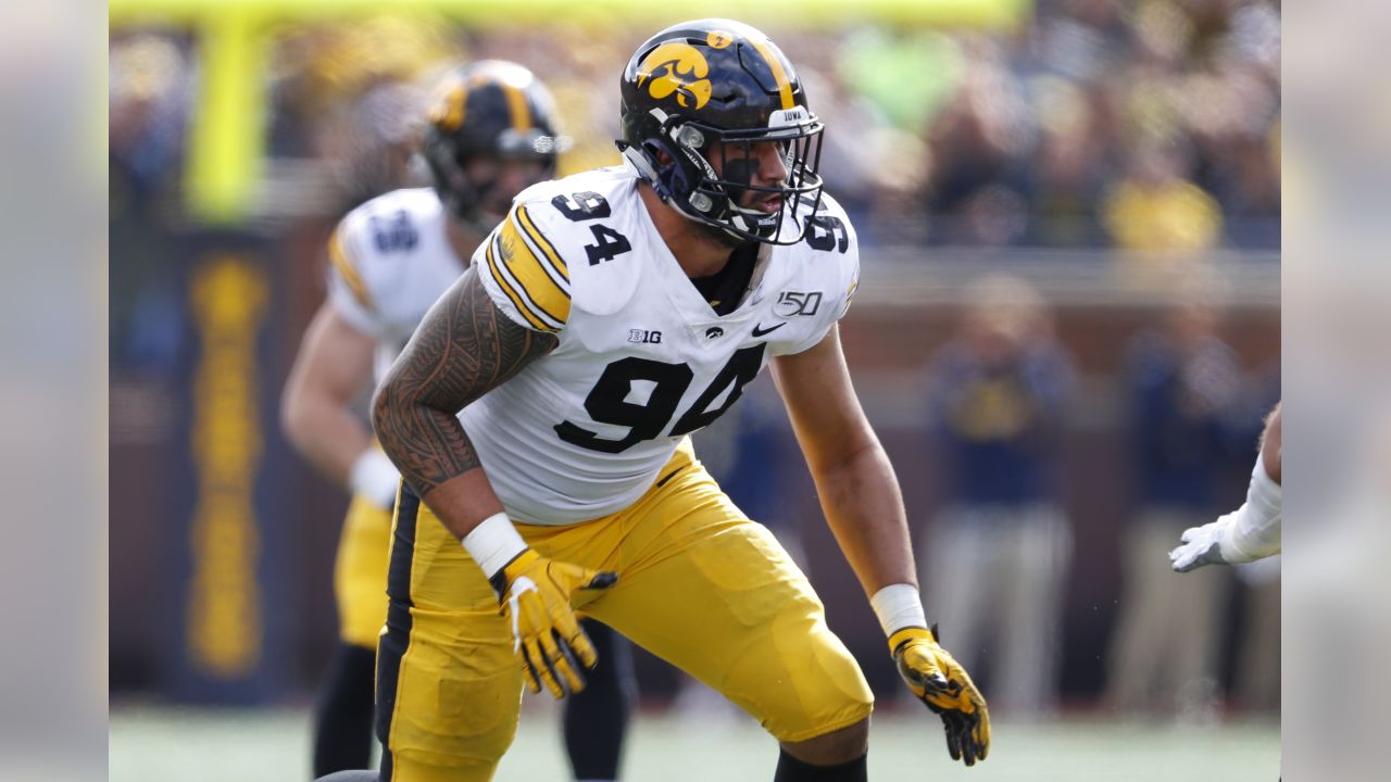 Iowa junior defensive end A.J. Epenesa declares for 2020 NFL Draft - Hawk  Fanatic