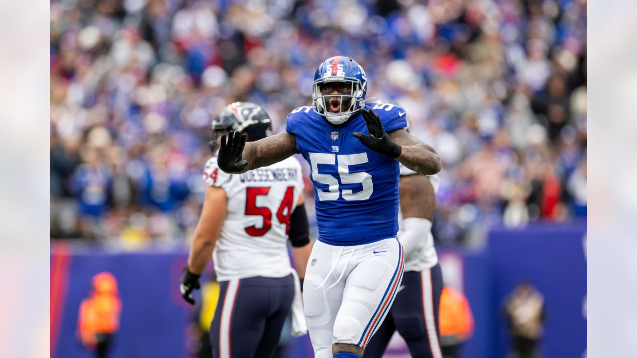 New York Giants linebacker Jihad Ward (55) in coverage during an