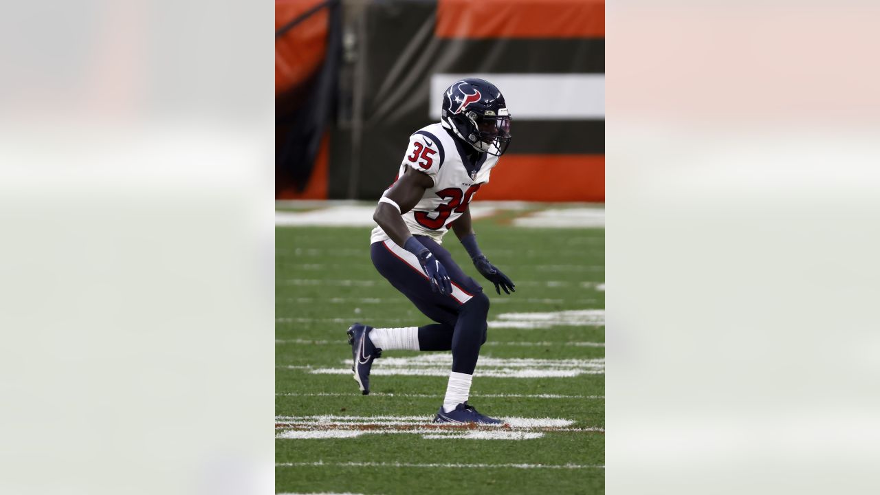 Giants trade 2023 draft pick for Texans CB Keion Crossen