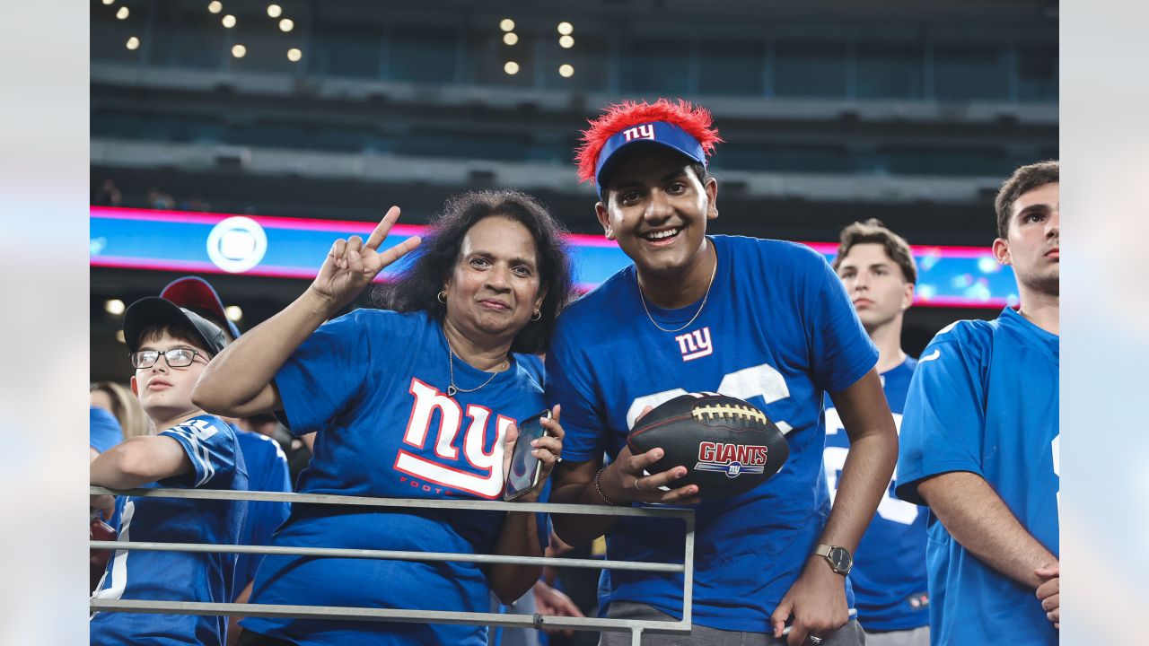 Men's New York Giants Football Fans Salute to Service