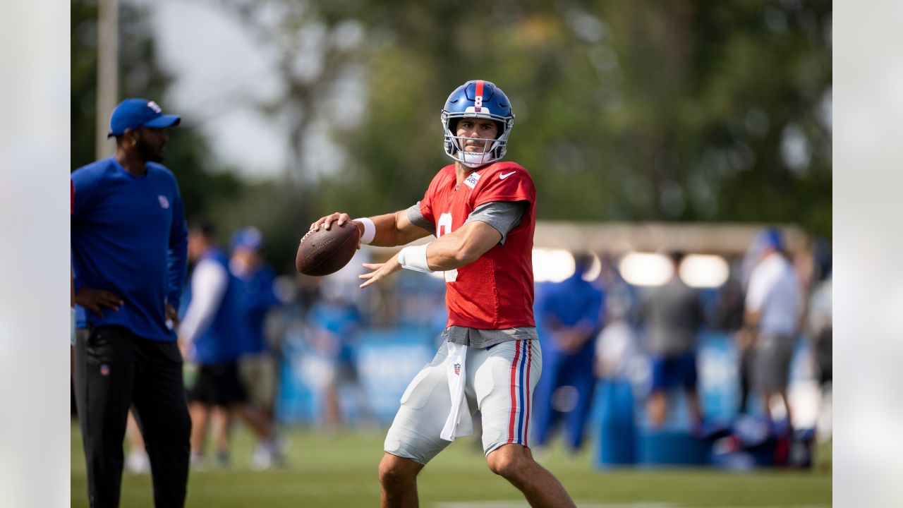 Tyrod Taylor gets rep with Giants starters as Daniel Jones struggles