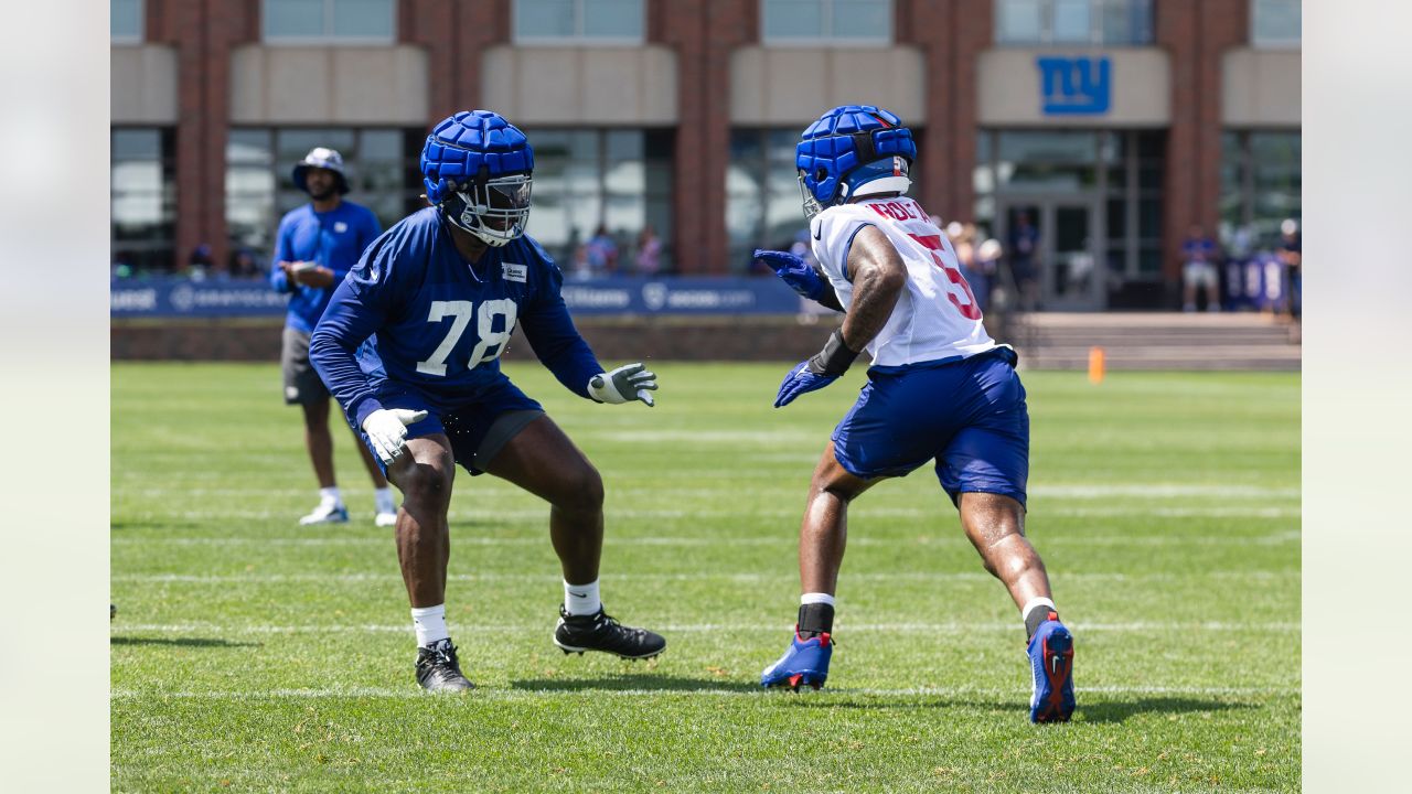 New York Giants 2022 Training Camp Roster Preview: ILB Blake Martinez -  Sports Illustrated New York Giants News, Analysis and More