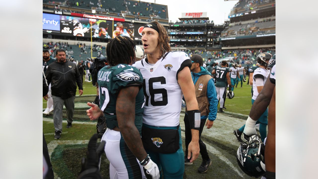 Jacksonville Jaguars' turnovers doom them in rainy Philly