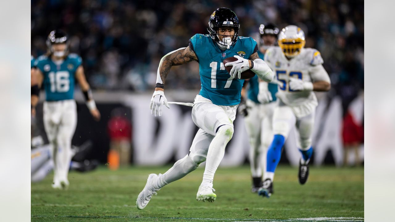 ODDSbible on X: With the LA Chargers leading Jacksonville Jaguars