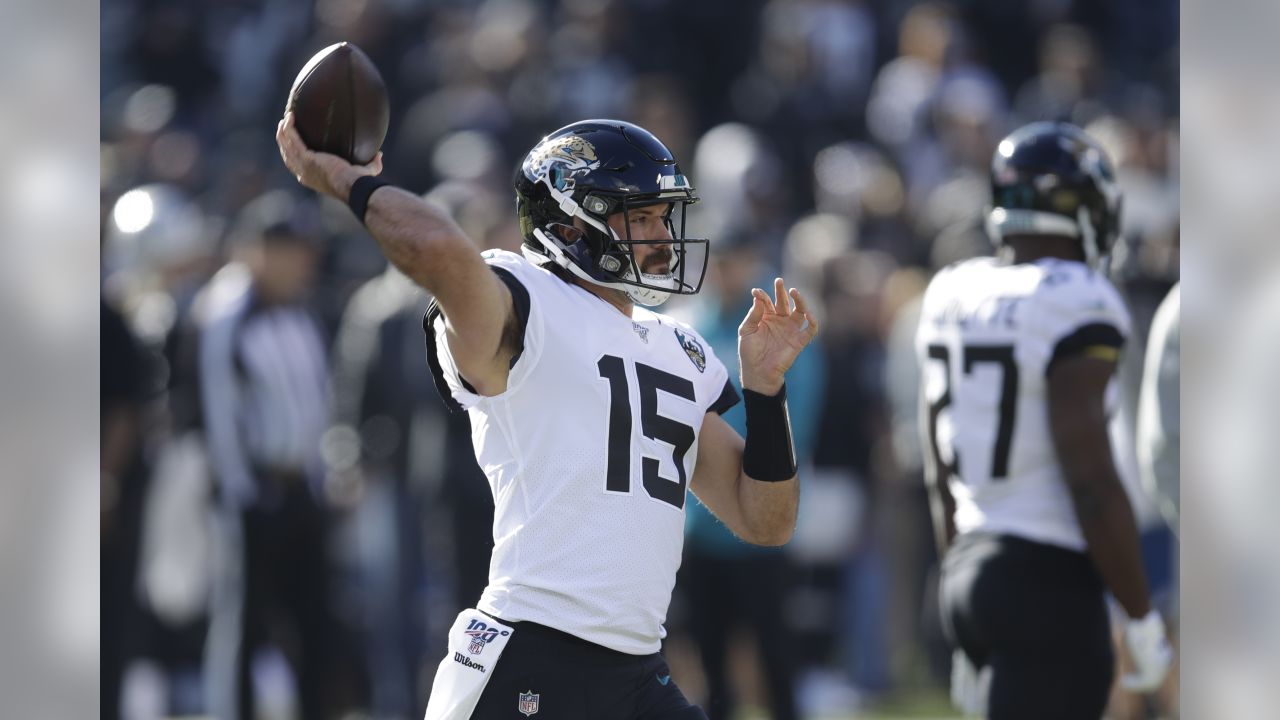 Raiders stunned by Jaguars, 20-16, in likely Oakland farewell