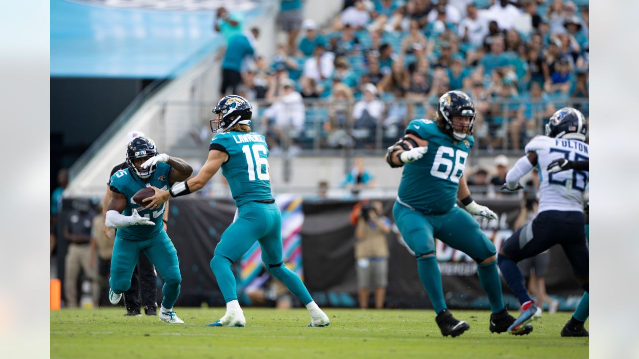 Tennessee Titans 37, Jacksonville Jaguars 19: Fourth-Down Execution Falters  as Jaguars Lose 20th Consecutive Game - Sports Illustrated Jacksonville  Jaguars News, Analysis and More