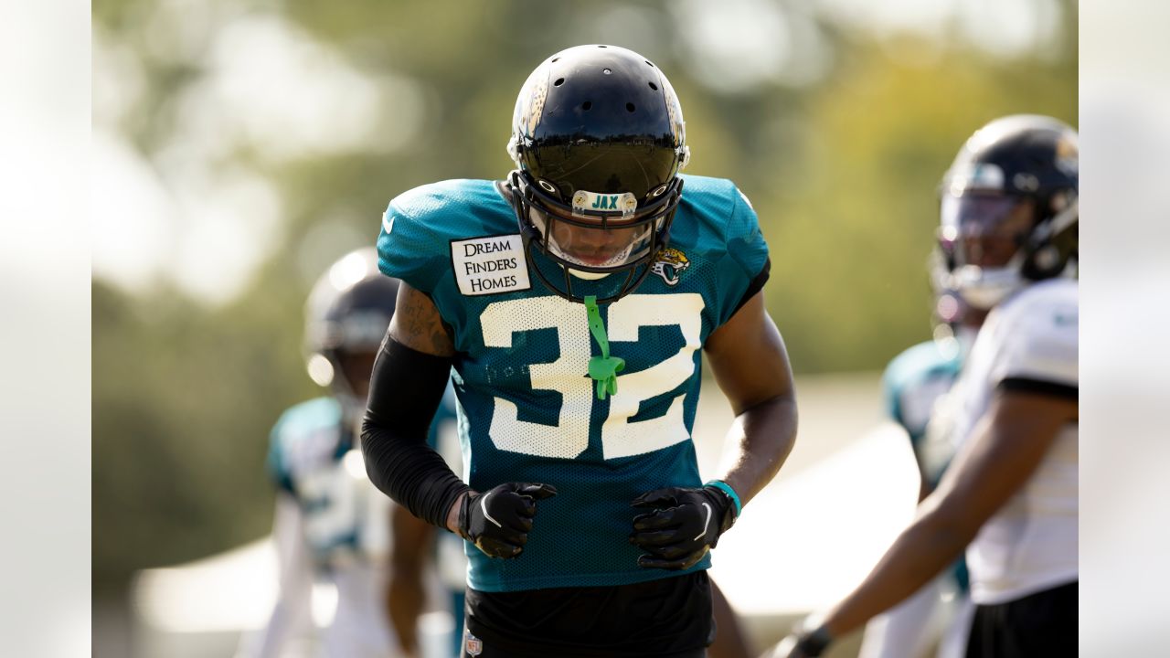 Jaguars release first unofficial depth chart of 2020, name captains - Big  Cat Country