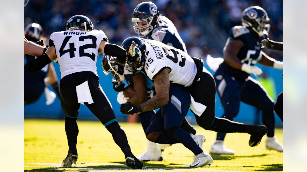 Jaguars lose 15th-straight away game, Shutout 20-0 vs. Titans