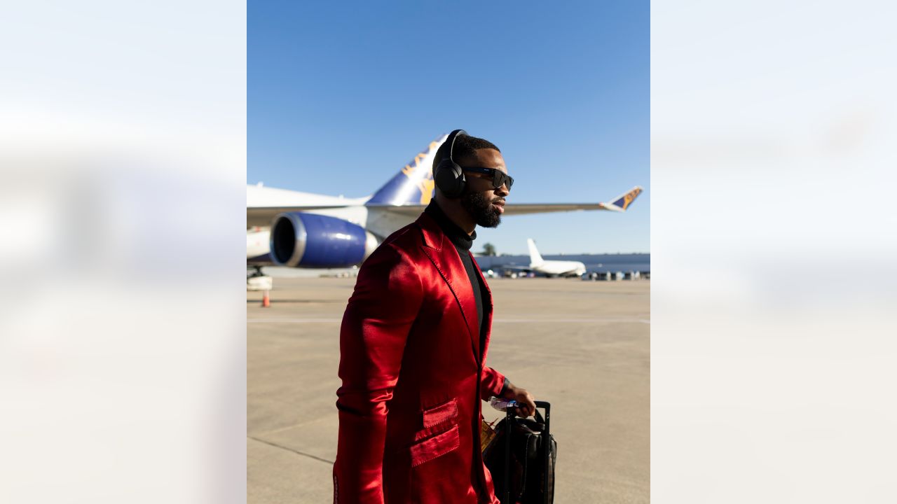 Jacksonville Jaguars defensive tackle Folorunso Fatukasi (94) warms up  prior to an NFL Football game in Arlington, Texas, Saturday, August 12,  2023. (AP Photo/Michael Ainsworth Stock Photo - Alamy