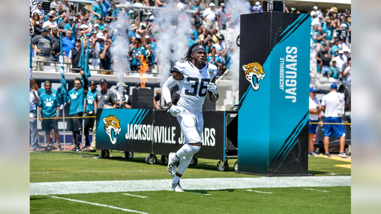 Jacksonville Jaguars running back Leonard Fournette runs a pass pattern  against the Los Angeles Chargers during the second half of an NFL football  game, Sunday, Dec. 8, 2019, in Jacksonville, Fla. (AP