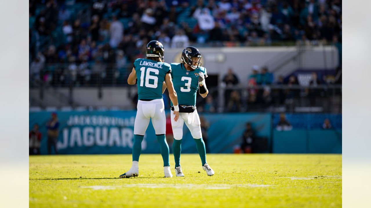 NFL PRESEASON LIVE STREAM, EPISODE 823: MIAMI DOLPHINS VS JACKSONVILLE  JAGUARS