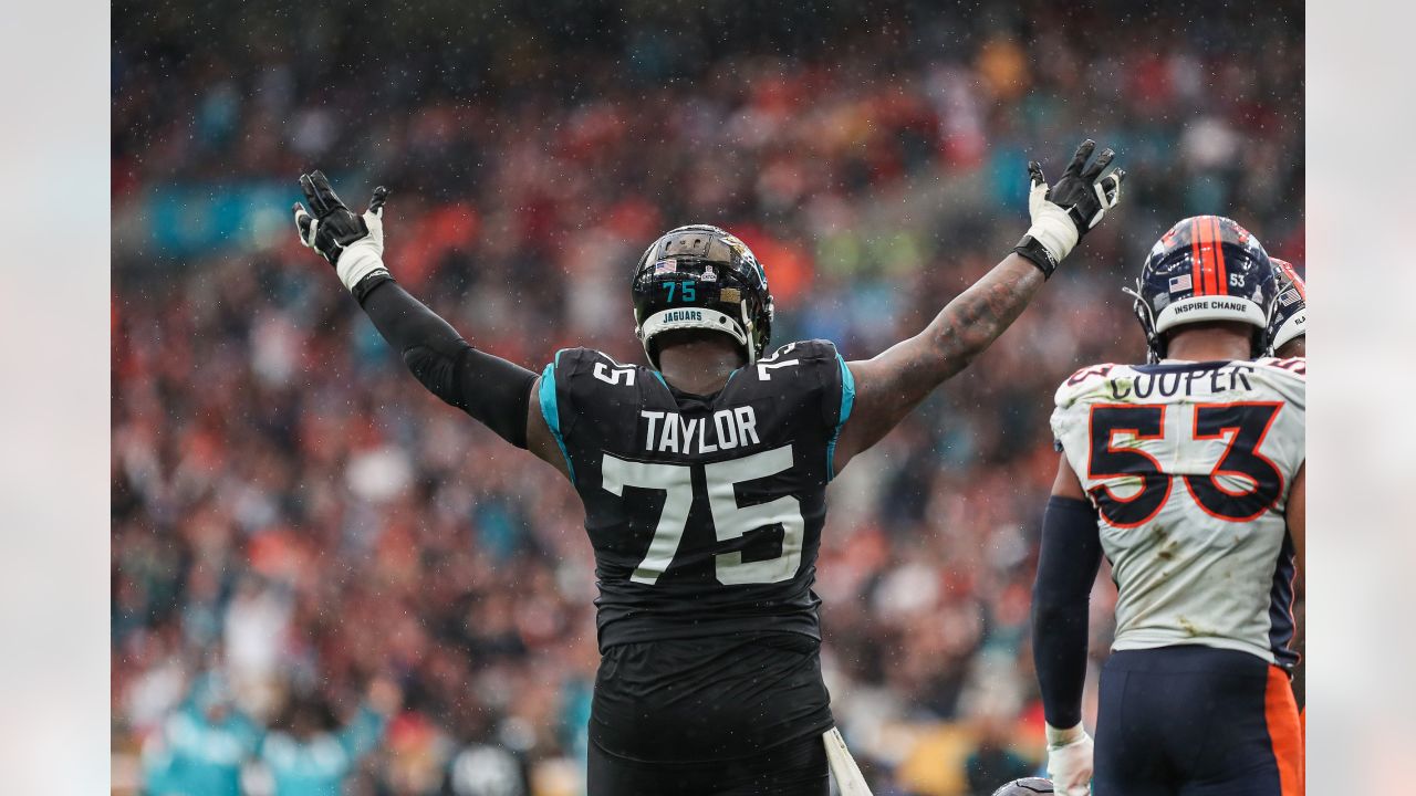 Broncos 21, Jaguars 17: Pair of Trevor Lawrence Blunders Dooms Jacksonville  in London - Sports Illustrated Jacksonville Jaguars News, Analysis and More