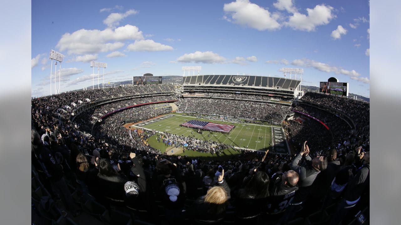 Jaguars spoil Raiders' final home game in Oakland 20-16