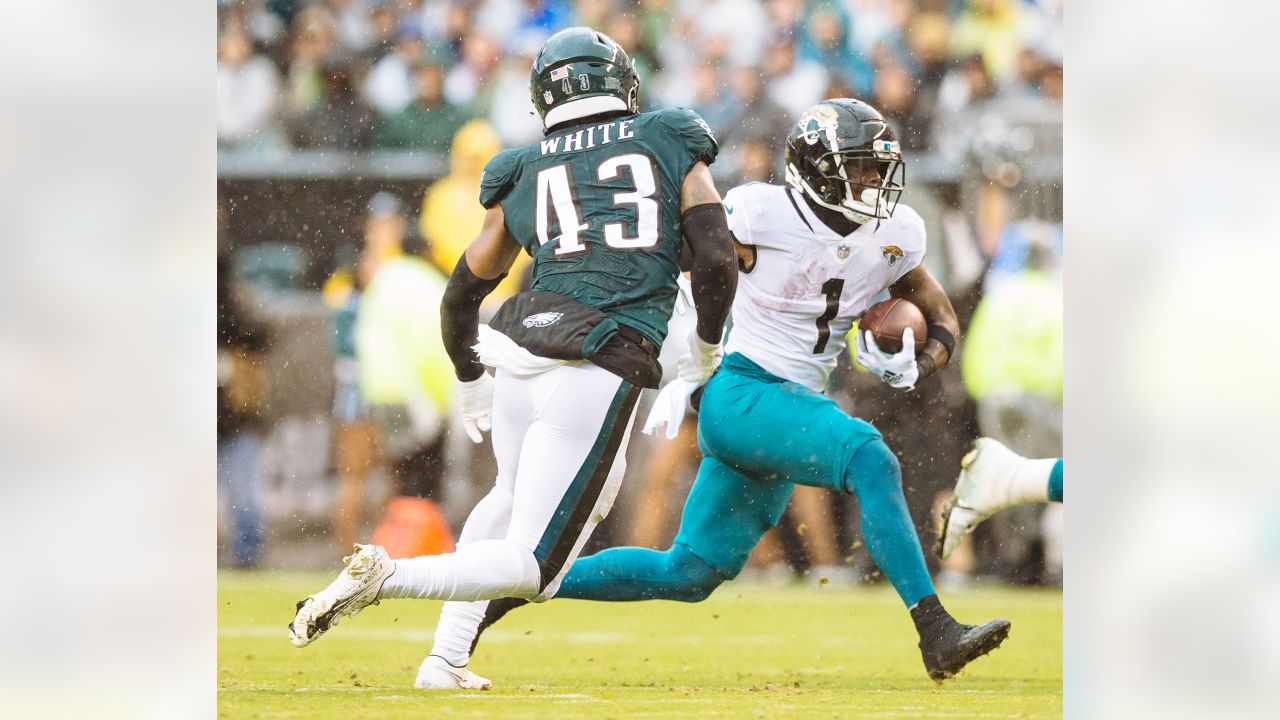 Jacksonville Jaguars' turnovers doom them in rainy Philly