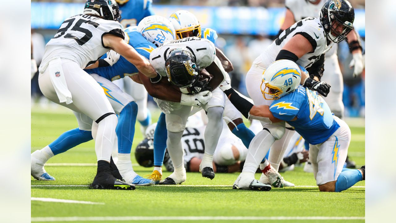 Ailing Herbert, Chargers fall to Jaguars 38-10