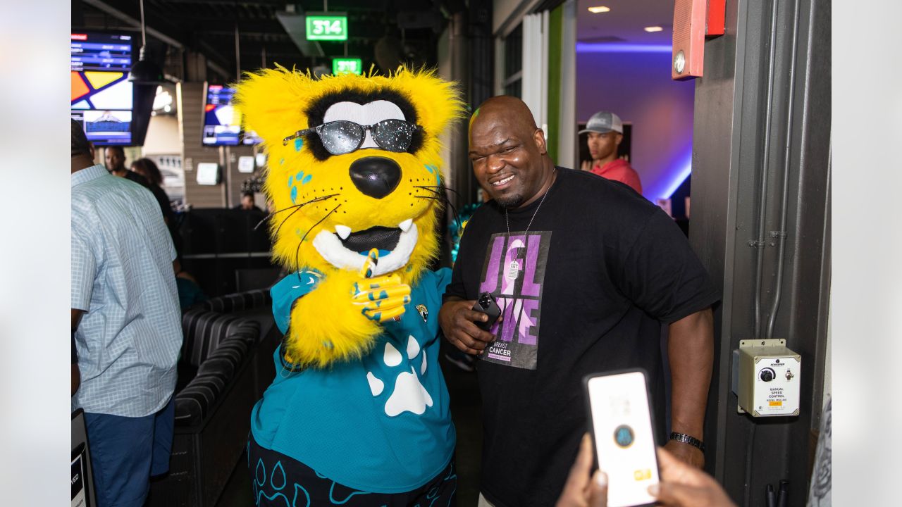 Man behind Jaguars mascot Jaxson de Ville retires – Orlando Sentinel