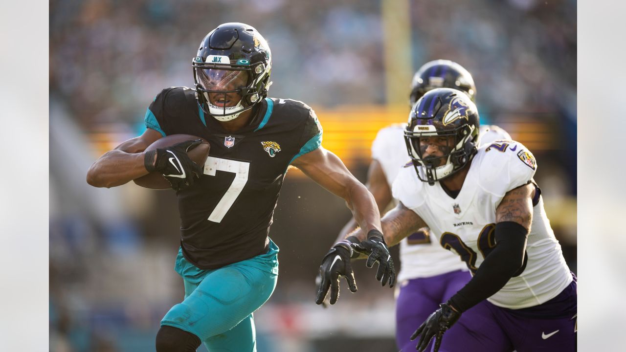 Jaguars' Wide Receivers: An In-Depth Look at the 2023 Offseason with Senior  Writer John Oehser and NFL Media Analyst Bucky Brooks