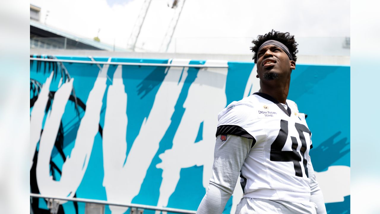 Jacksonville Jaguars wide receiver Parker Washington (11) runs with the  ball during an NFL Football game in Arlington, Texas, Saturday, August 12,  2023. (AP Photo/Michael Ainsworth Stock Photo - Alamy