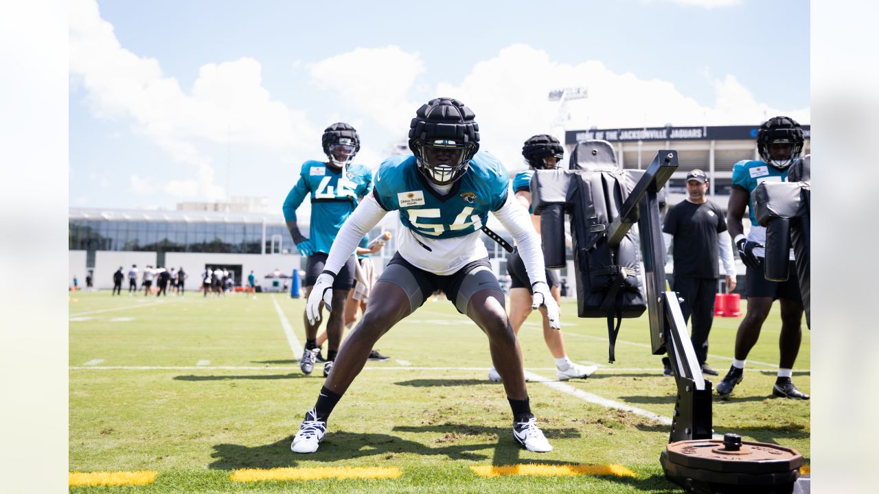 Jacksonville Jaguars linebacker DJ Coleman (54) leaves the field