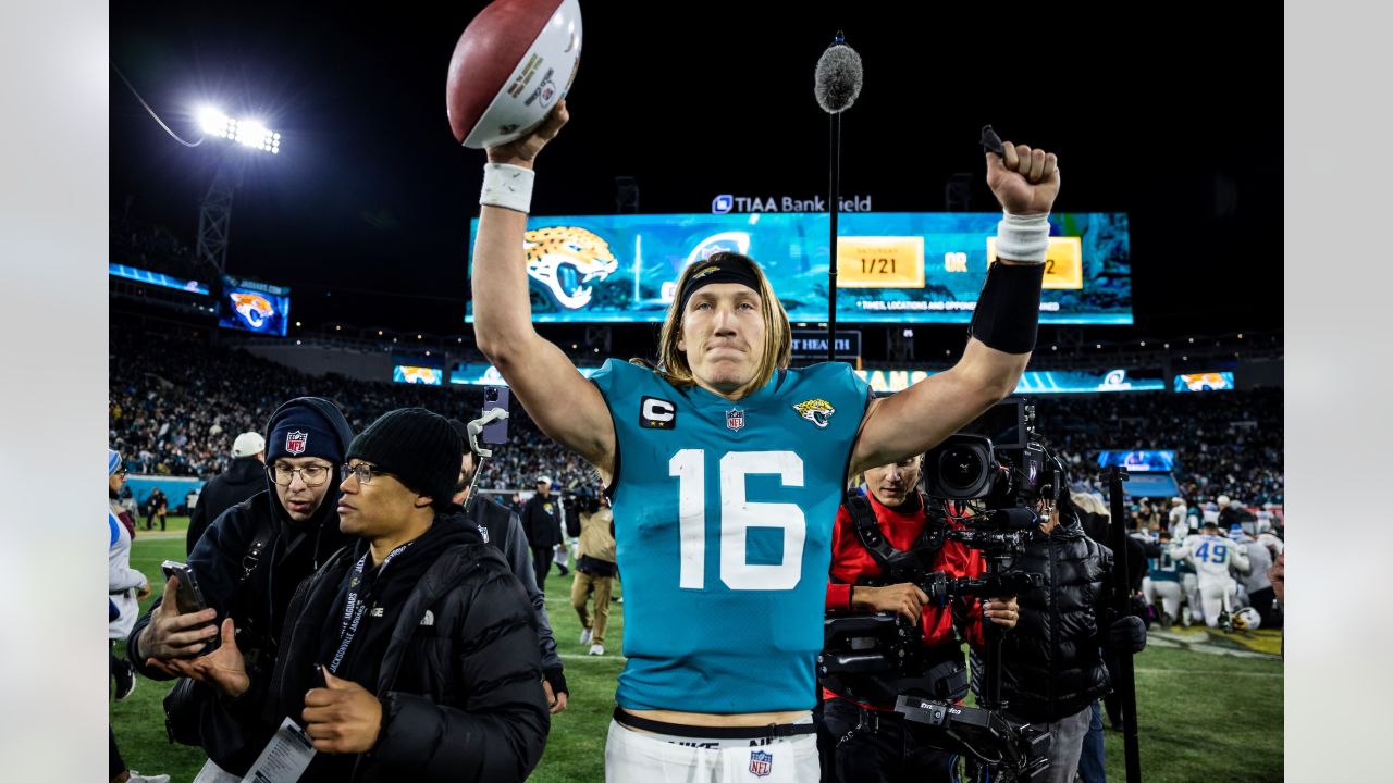 KANSAS CITY, MO - JANUARY 21: Jacksonville Jaguars place kicker Riley  Patterson (10) prepares to