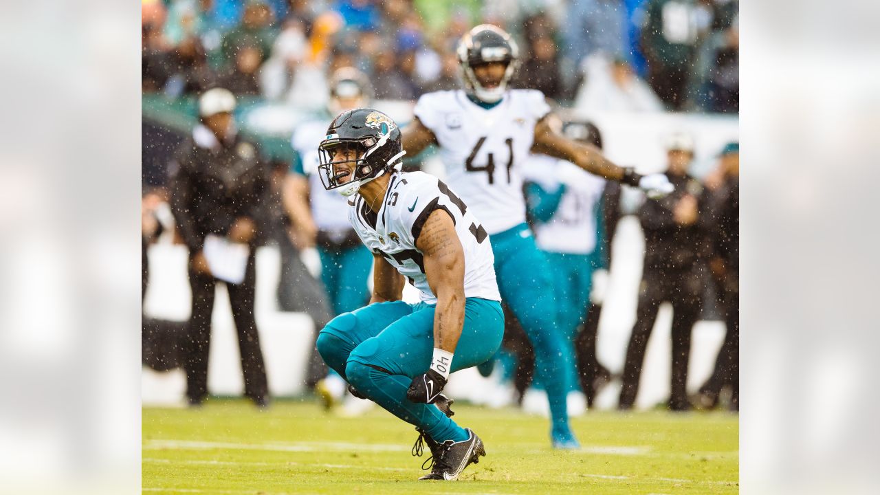 Jacksonville Jaguars' turnovers doom them in rainy Philly