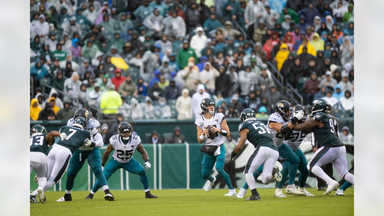 Jacksonville Jaguars' turnovers doom them in rainy Philly