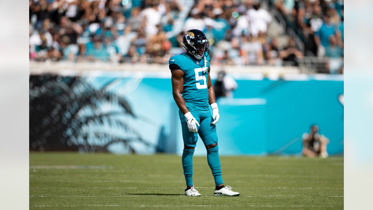 Tennessee Titans 37, Jacksonville Jaguars 19: Fourth-Down Execution Falters  as Jaguars Lose 20th Consecutive Game - Sports Illustrated Jacksonville  Jaguars News, Analysis and More