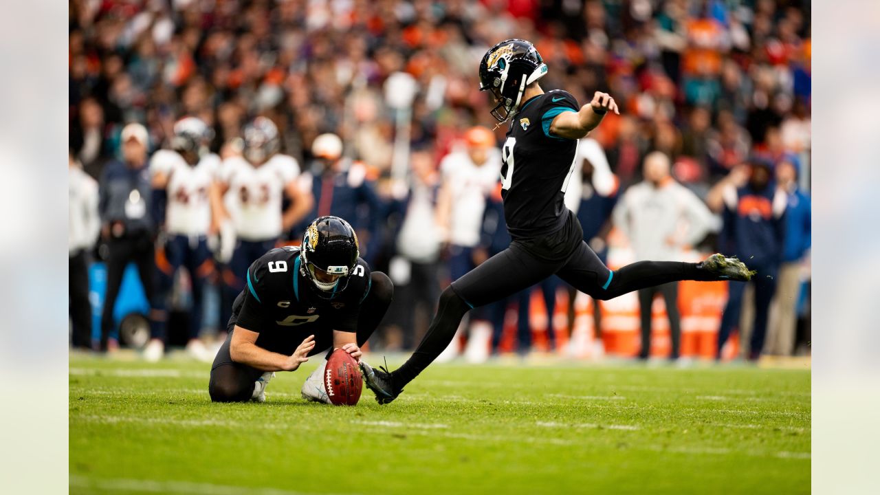 PHOTOS: Broncos beat the Jaguars, 20-10