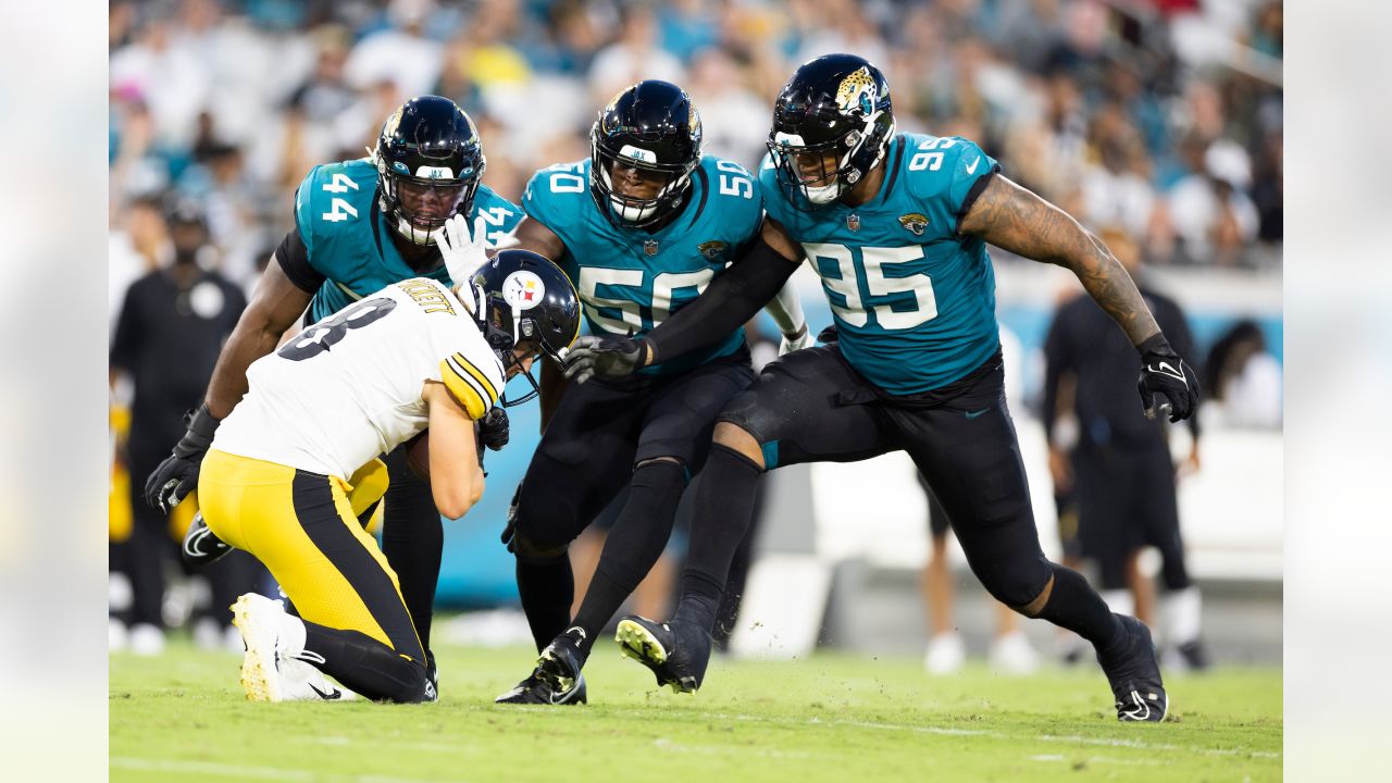 Jacksonville Jaguars linebacker Travon Walker (44) moves to the line of  scrimmage during an NFL football game against the Pittsburgh Steelers,  Saturday, Aug. 20, 2022 in Jacksonville, Fla. The Steelers defeat the